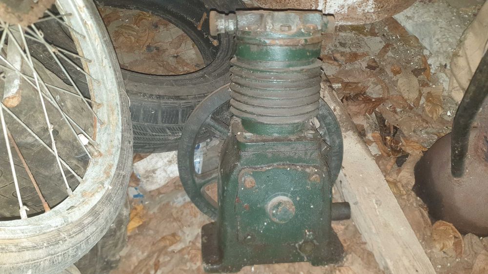 Компресорна глава