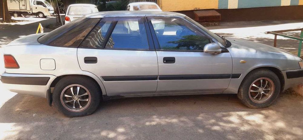 Продам машину марки Daewoo Espero. 1998 года выпуска.