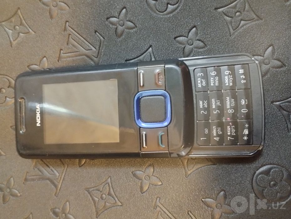Assalom alekum Telefon Sotiladi Original Nokia 7100 Supernova