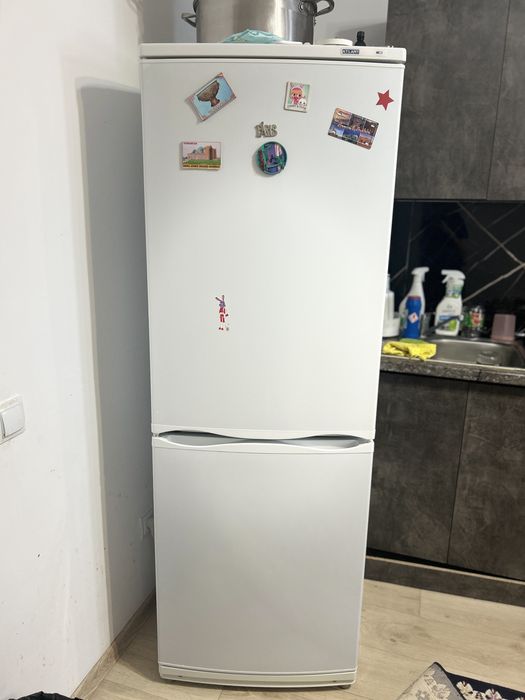 Продам холодильник