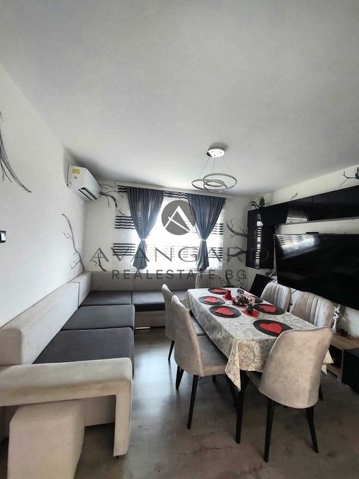 Продава се Къща в с. Цалапица, Област Пловдив - 200 кв.м за 1275 €/кв.м - Снимка #1