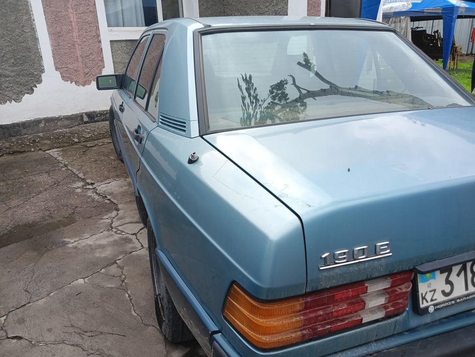 Мерседес W201, 190.
