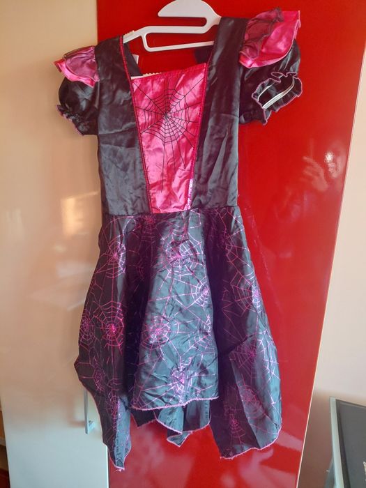 Rochite halowen fetite