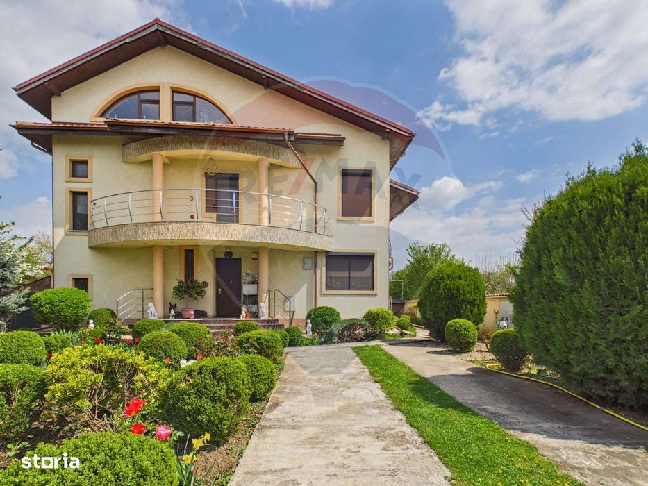 Casă / Vilă cu 6 camere de vânzare