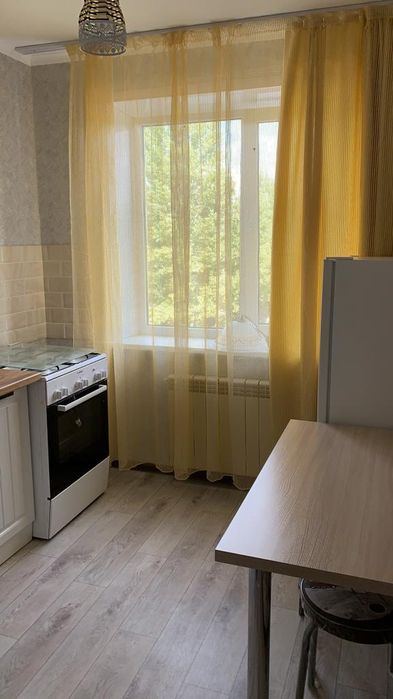 2ком.благ.квартира в 4мкр продам