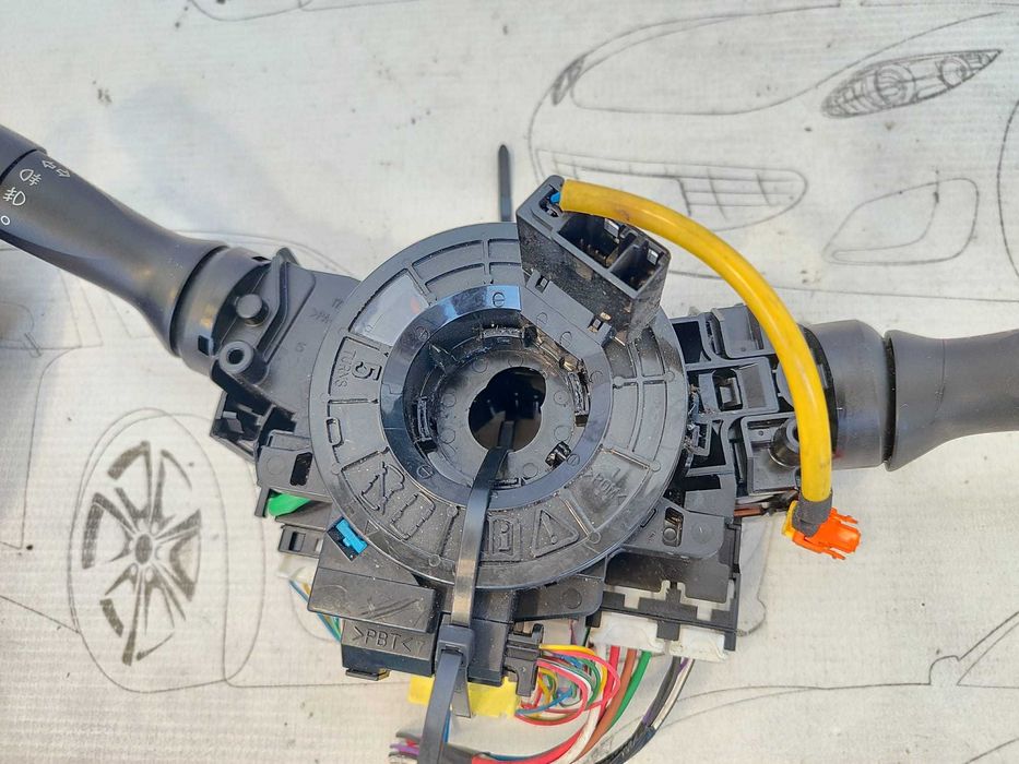 Ansamblu manete comenzi volan + spiră Toyota Prius XW30 17F060 2012 / [2009-2015] / (5B3)