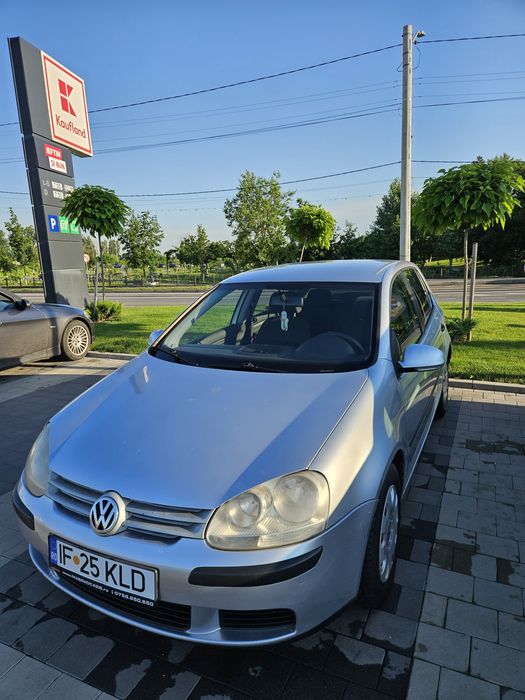 Vând Vw Golf 5 1.9 TDI