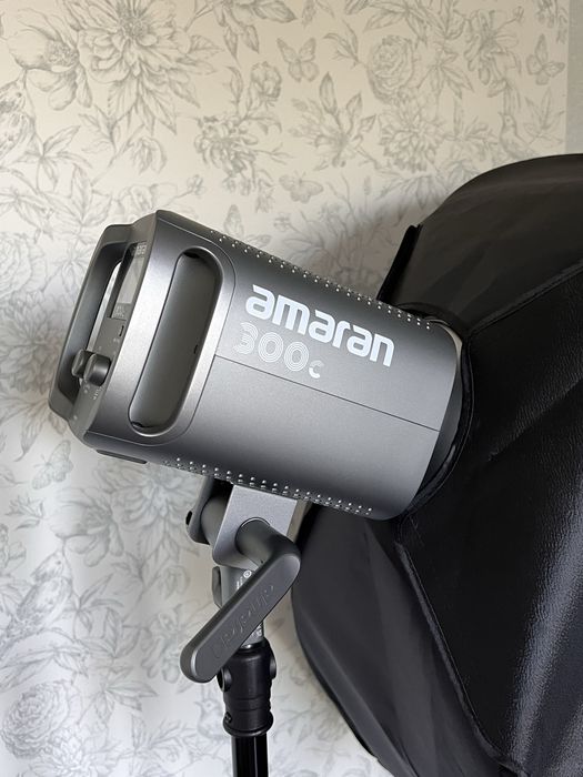 Godox SL150III и Amaran 300c