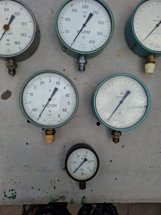 Манометри Ф160 еталонни с различни диапазони