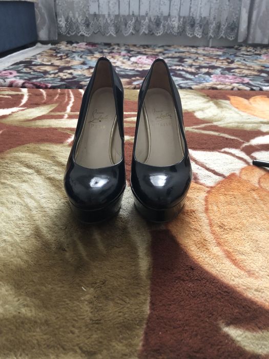 Продам туфли нормальные