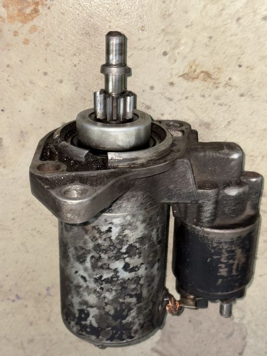 Продам стартер на гольф 3