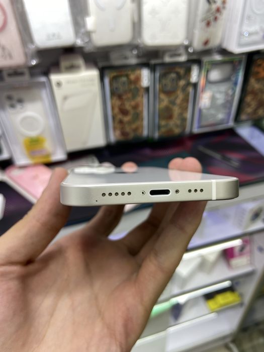 iPhone 13 256Gb ideal