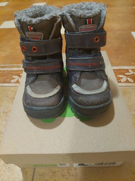 Ghetuțe îmblănite, mărimea 22, marca Lasocki