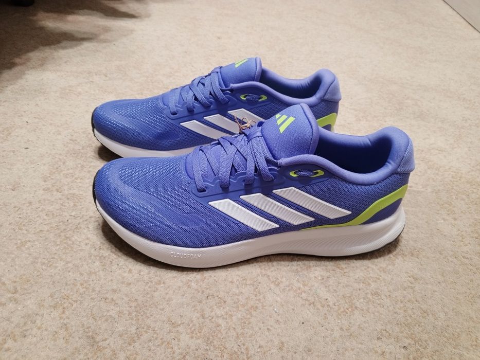 Новые Adidas, 43 - 44 размер, оригинал