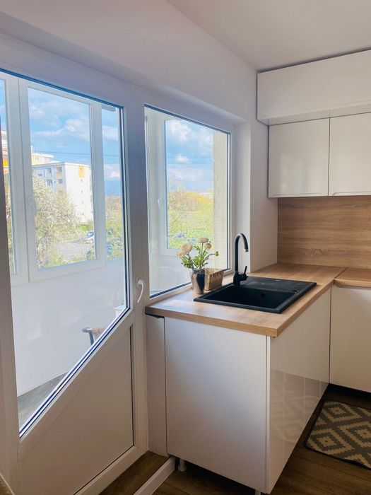 Apartament 3 camere decomandat  Intre Lacuri langa Iulius Mall