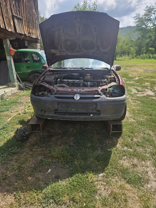 Опел корса 1.2 на части