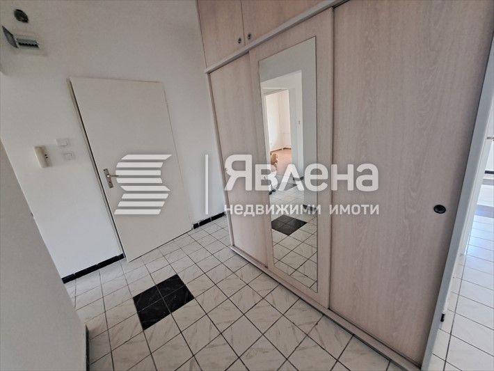 Дава се под наем Четиристаен апартамент в София, Левски В - 100 кв.м за 550 € - Снимка #5