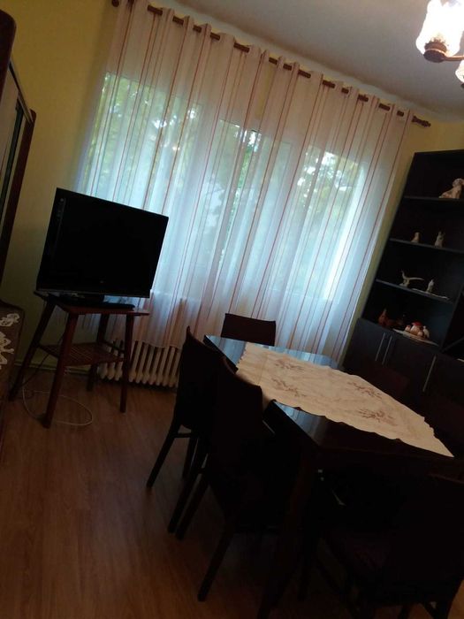 Inchiriez apartament 3 camere | semidecomandat | 60 mp | et 1 | mobilat | utilat | Cantemir | disponibil imediat | proprietar