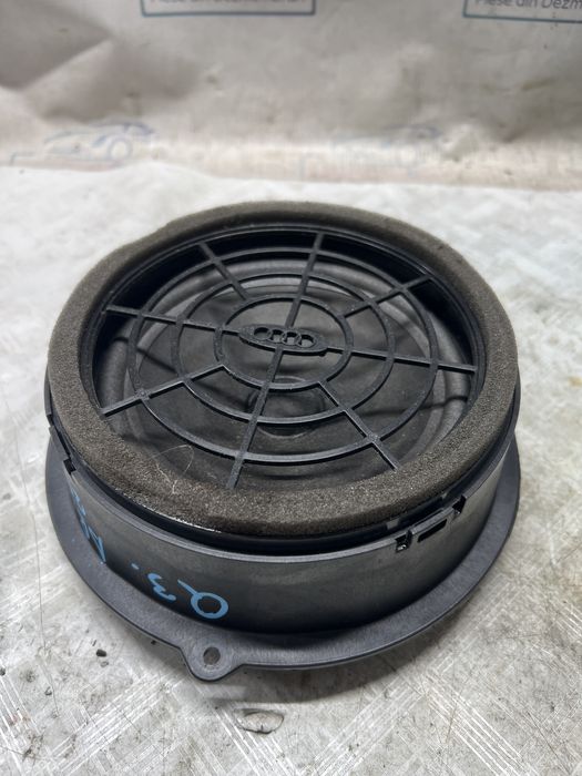 boxa dreapta spate  audi a3 - motorina 2014