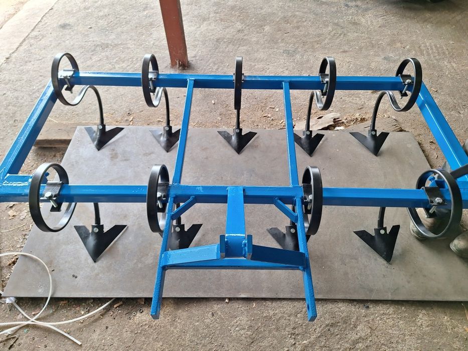 земеделска техника Плугове и Култиватори