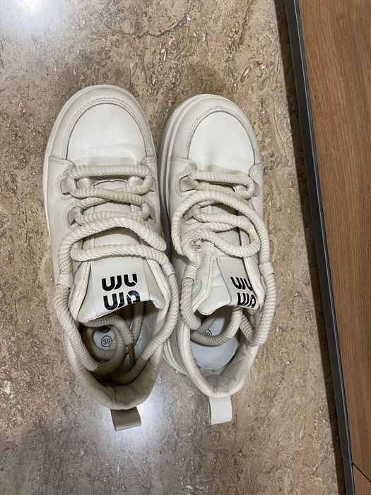 Дамски маратонки 39