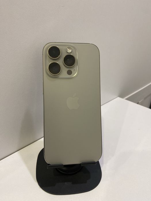 Iphone 16 Pro, серый цвет, 256 гб.