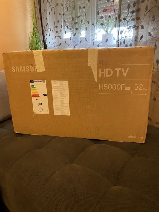Samsunt Tv Smart Nou sigilat 81cm