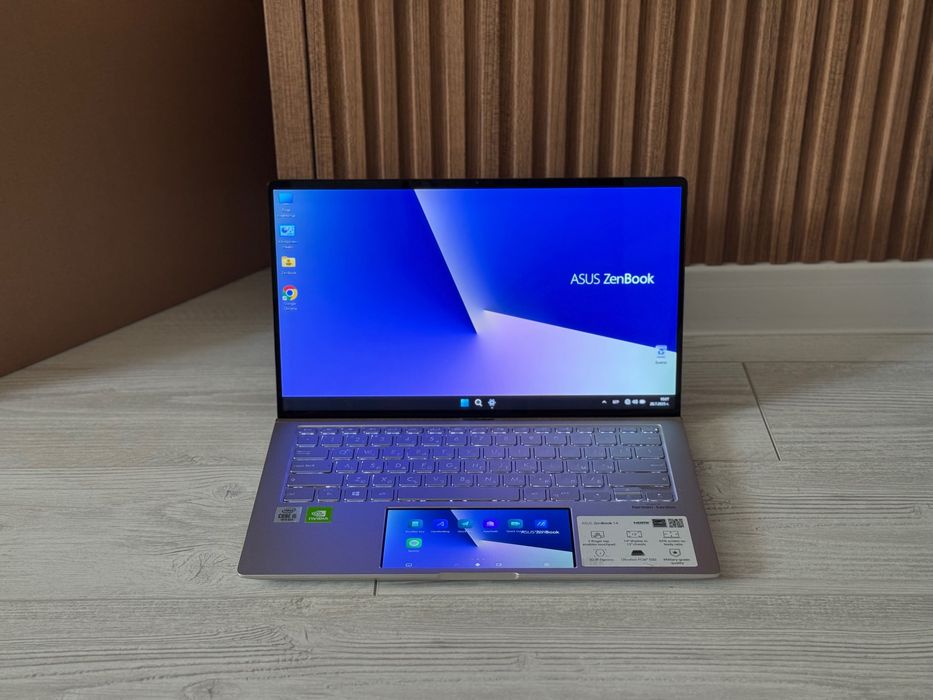 14.0 IPS /i5 10210U /MX250 /8GB /512GB /ScreenPad /ASUS ZenBook