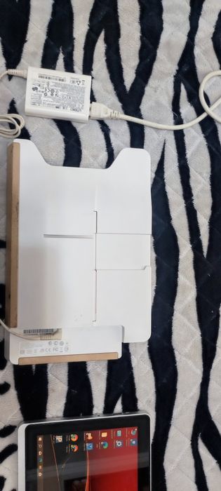 Acer iconia W700 Планшет