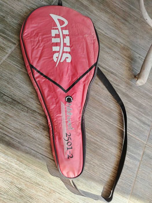 Нова тенис ракета