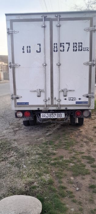 Киа бонго сотилади