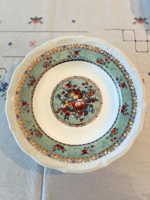 Столовая посуда