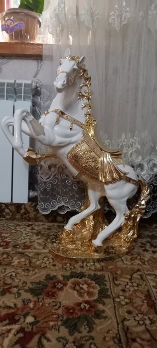 Жылкы сувинер сатылады