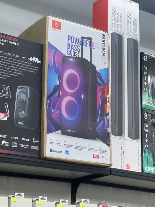 JbL party box•110•120•320•710•310•On the Go.