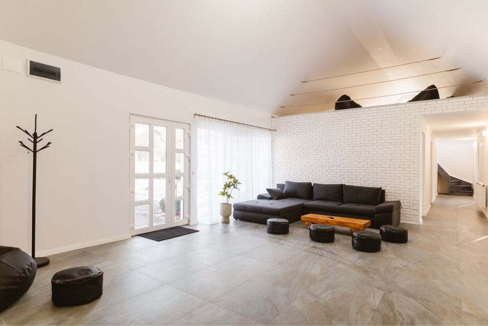 Cabana de inchiriat cu piscina interioara si ciubar