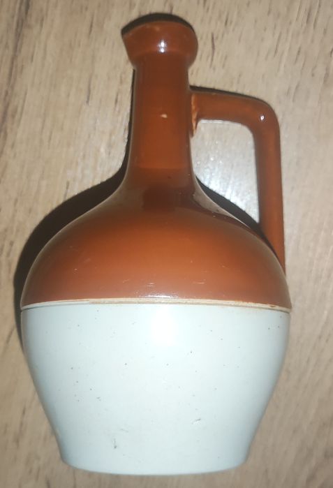 Кувшин для интерьера старинный. Керамика. Панно небольшие