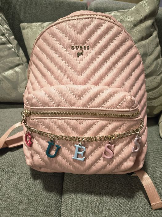 Оригинална дамска чанта GUESS