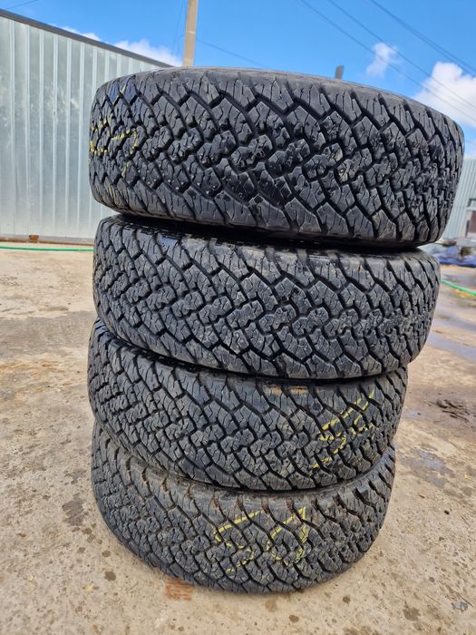 Anvelope duster  A/T 215/65 R16