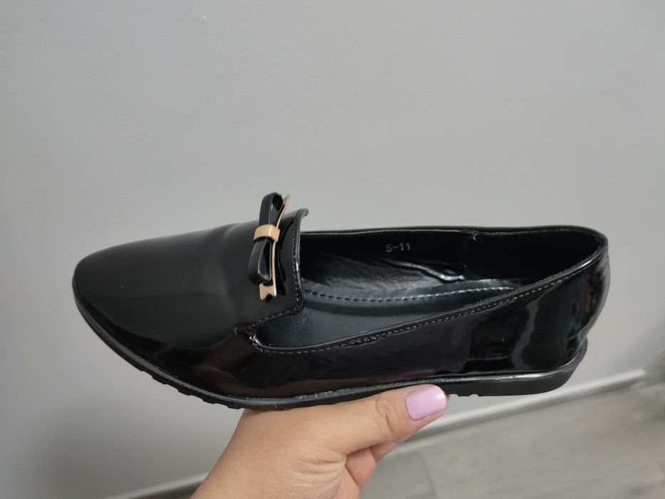 Pantofi/ balerini dama, noi
