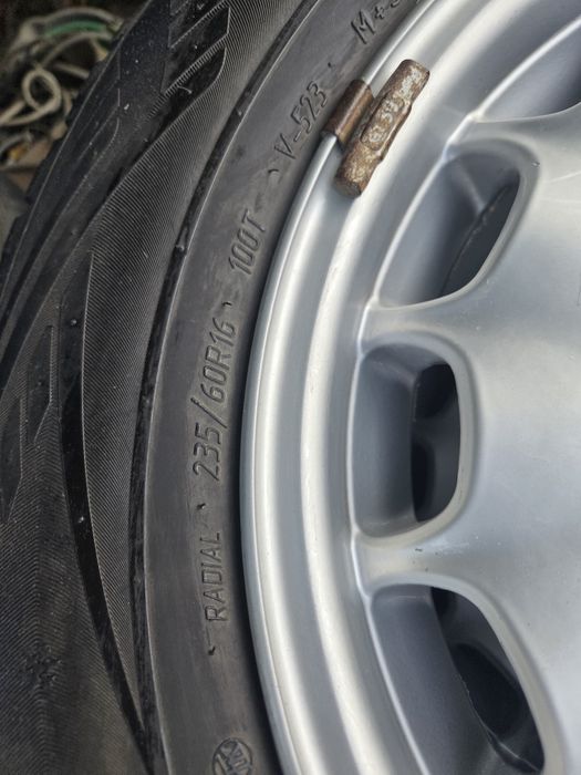 Шины с дисками R16 235 на 60 шипы