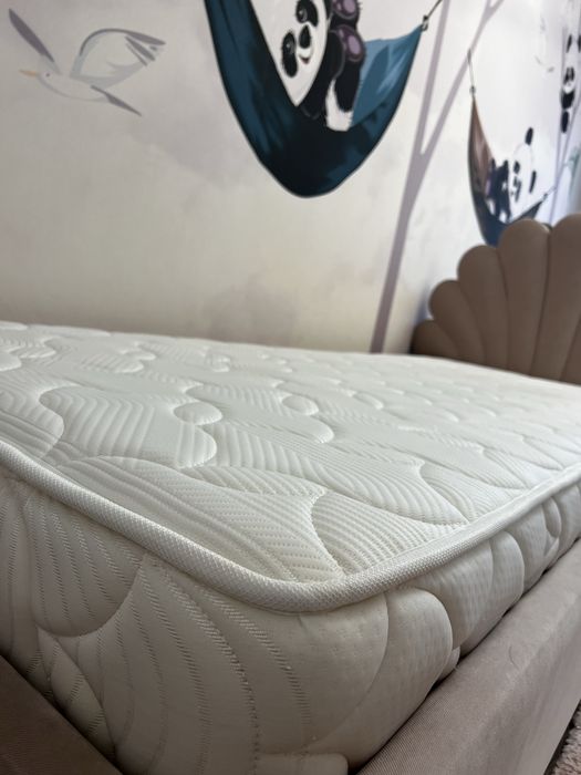 Детская кроватьь