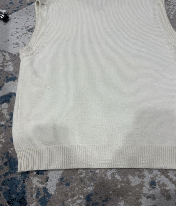 Продам жилетку styssi