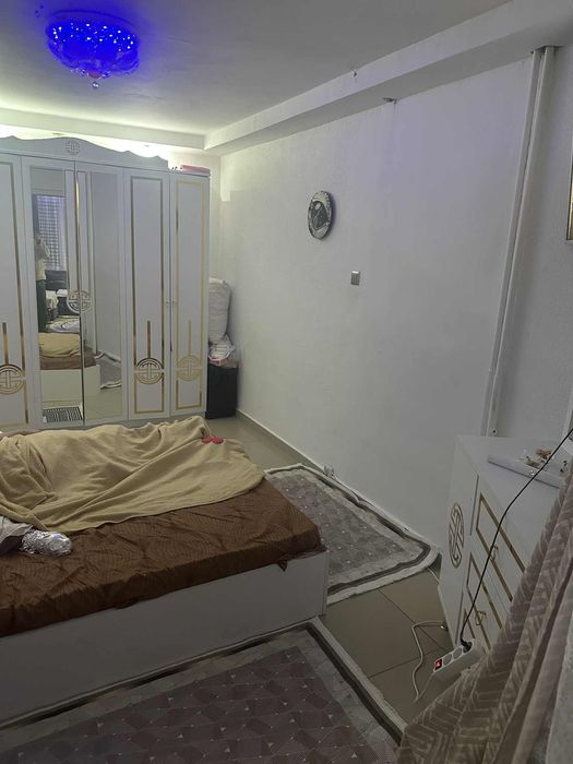 Aparament de vanzare cu 3 camere