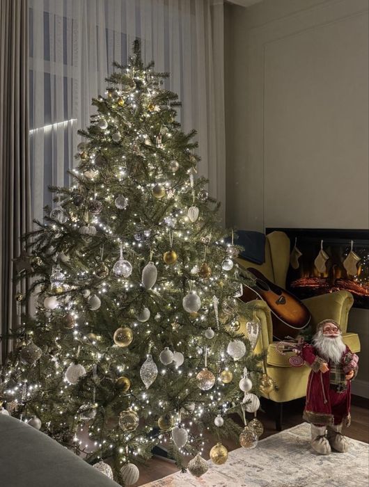 Елка искуственная