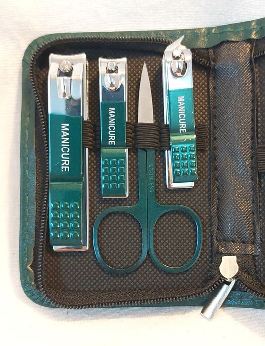 Луксозен Комплект за Маникюр - 9 части