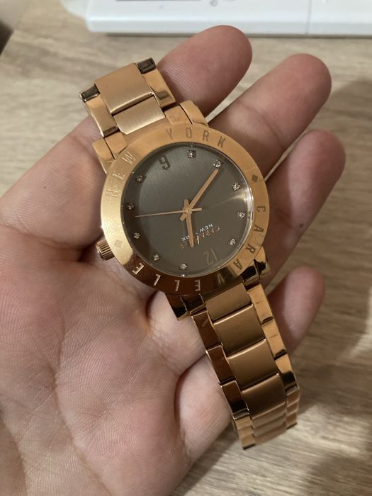 Часовник-CaraVelle New York