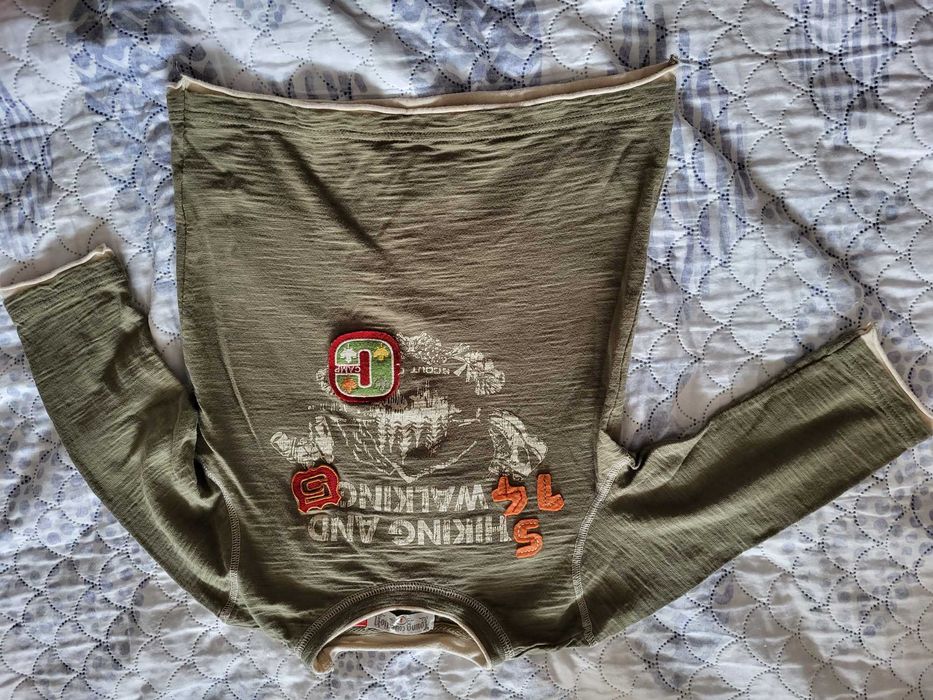 Комплект панталони и блузи 4 г