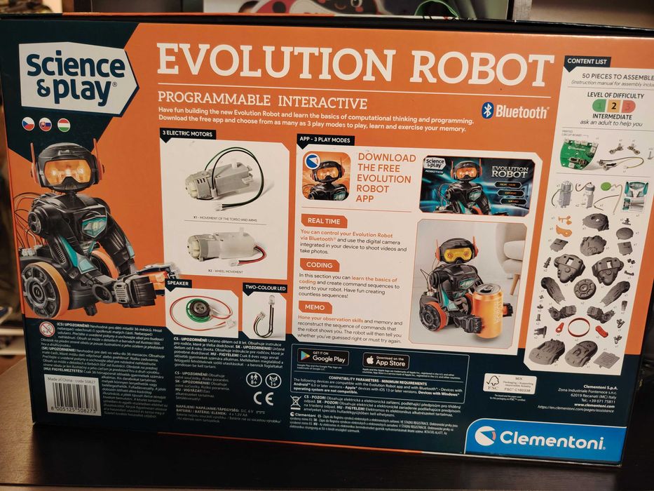 Robot STEM ca nou! 8 +