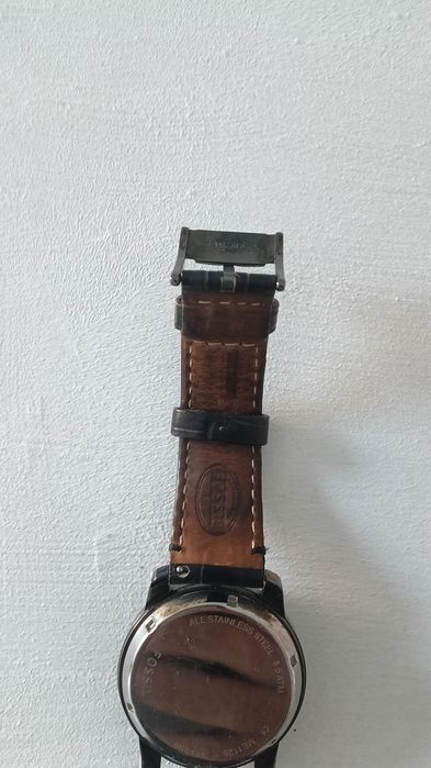 Часовник  FOSSIL  механизъм автомат