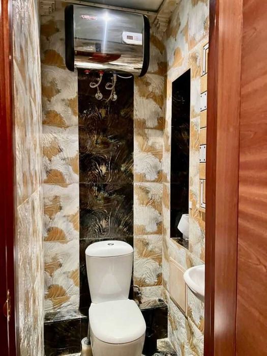 Дава се под наем Двустаен апартамент в София, Център - 55 кв.м за 408 € - Снимка #1